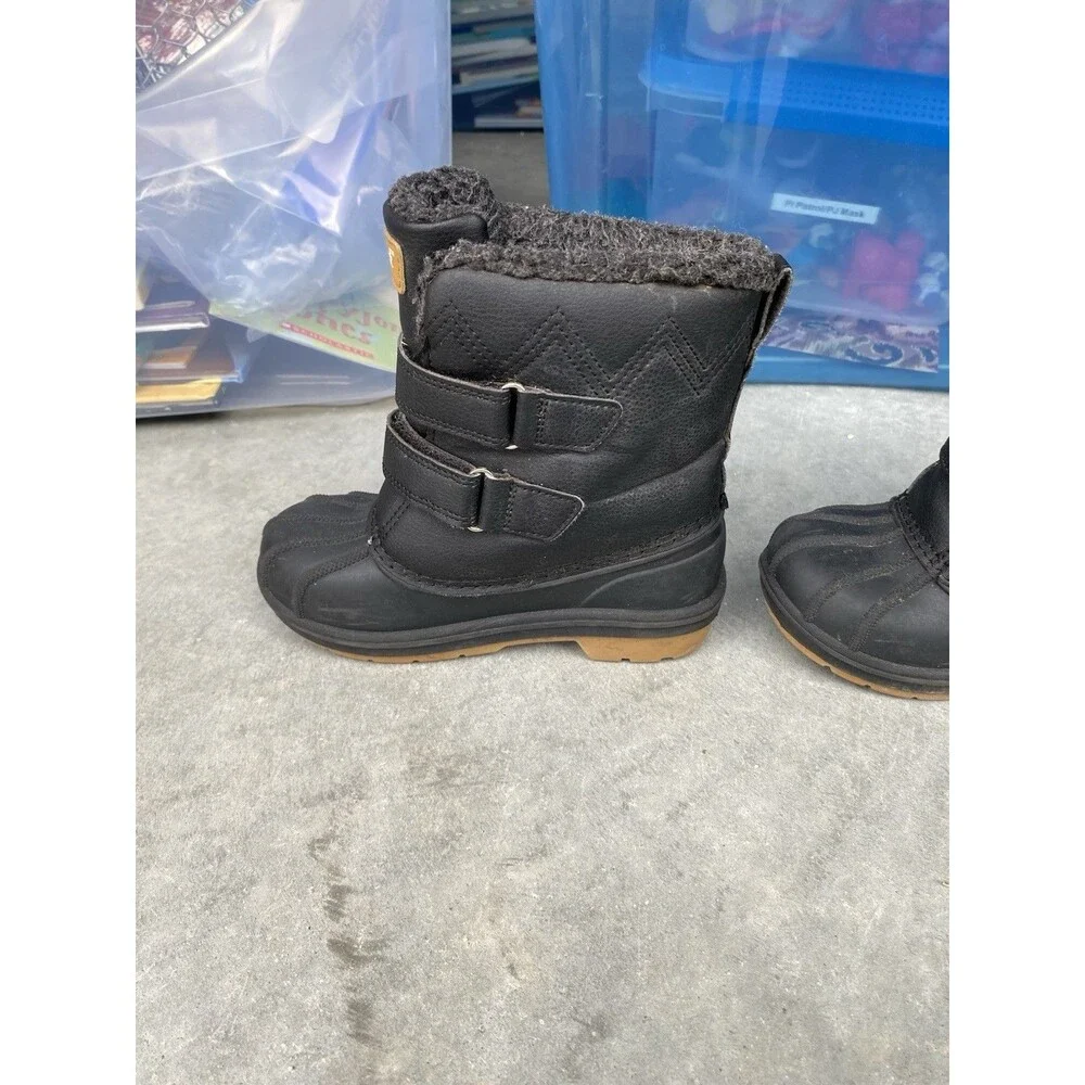 Cat & Jack Boys Noah Waterproof Snow Boots Black Hook & Loop Size 11 Gum Sole